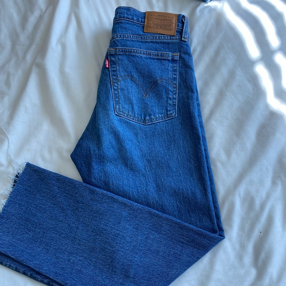 LEVIS WEDGIE STRAIGHT JEAN